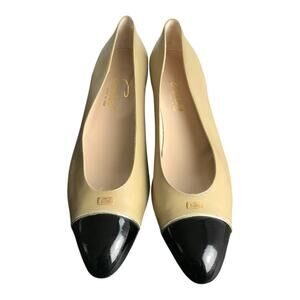 Evins‎ Shoes Women 11.5 Tan Leather 1.25" Heels Italian Classic Old Money